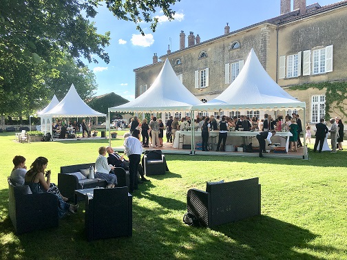 Location vin d'honneur château de Montplaisant à Montagnat (01)